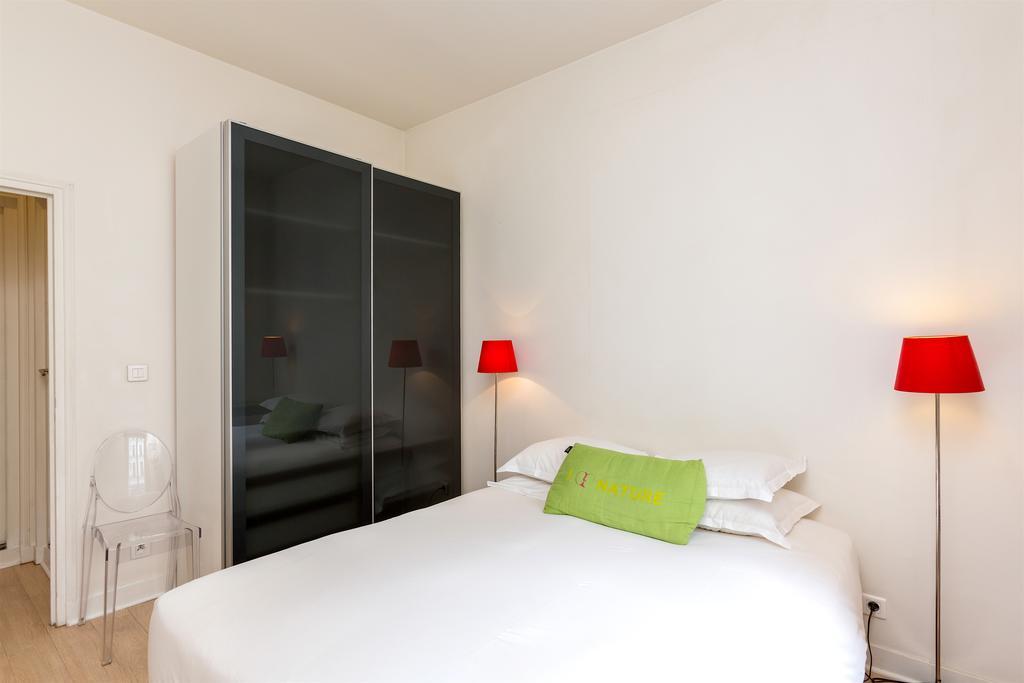 Apartment Drouot 2 Paris